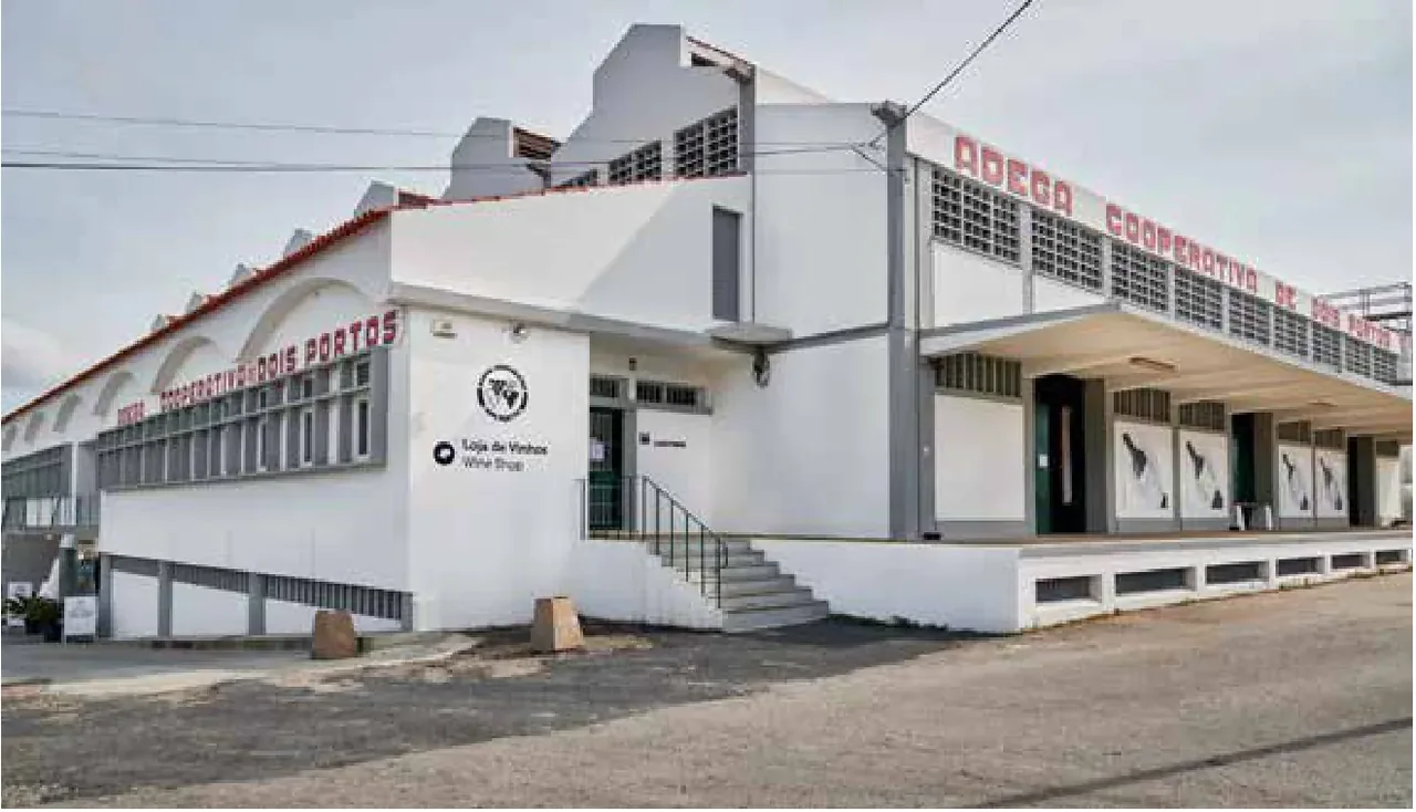 Adega Cooperativa de Dois Portos — fotografia 4