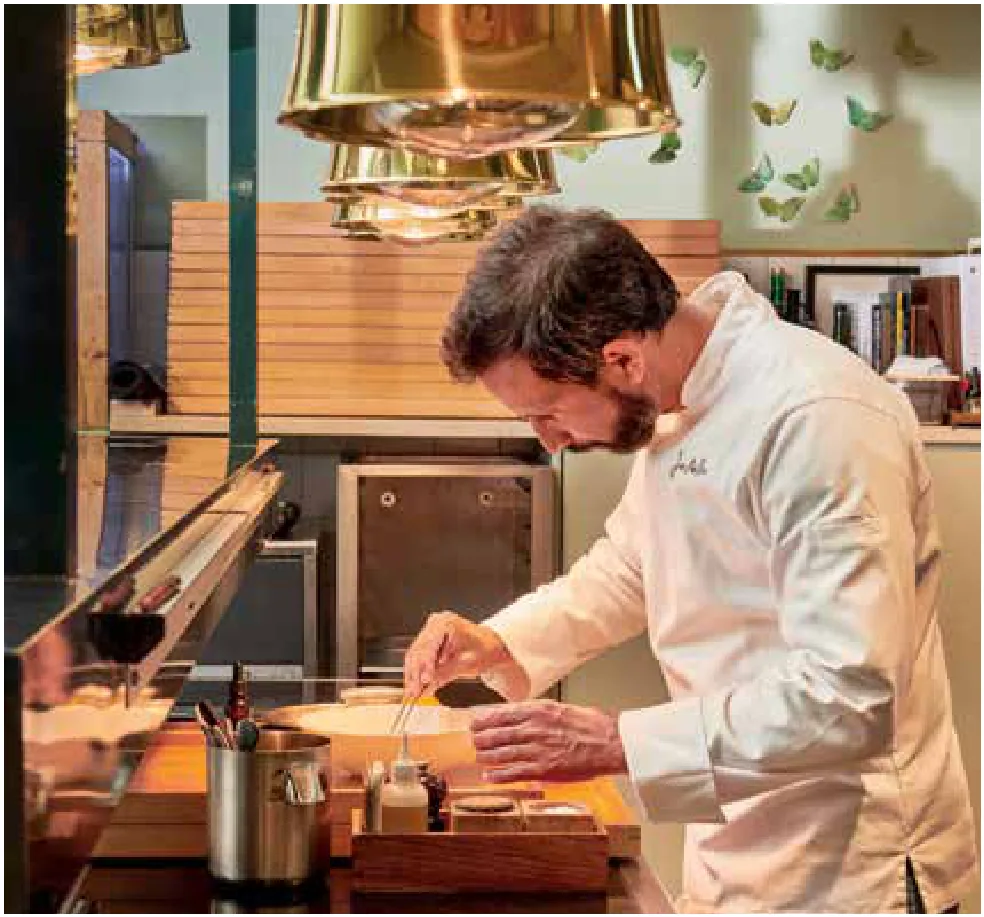 Robalo com escamas de abóbora, amêijoa, lingueirão e dashi — José Avillez