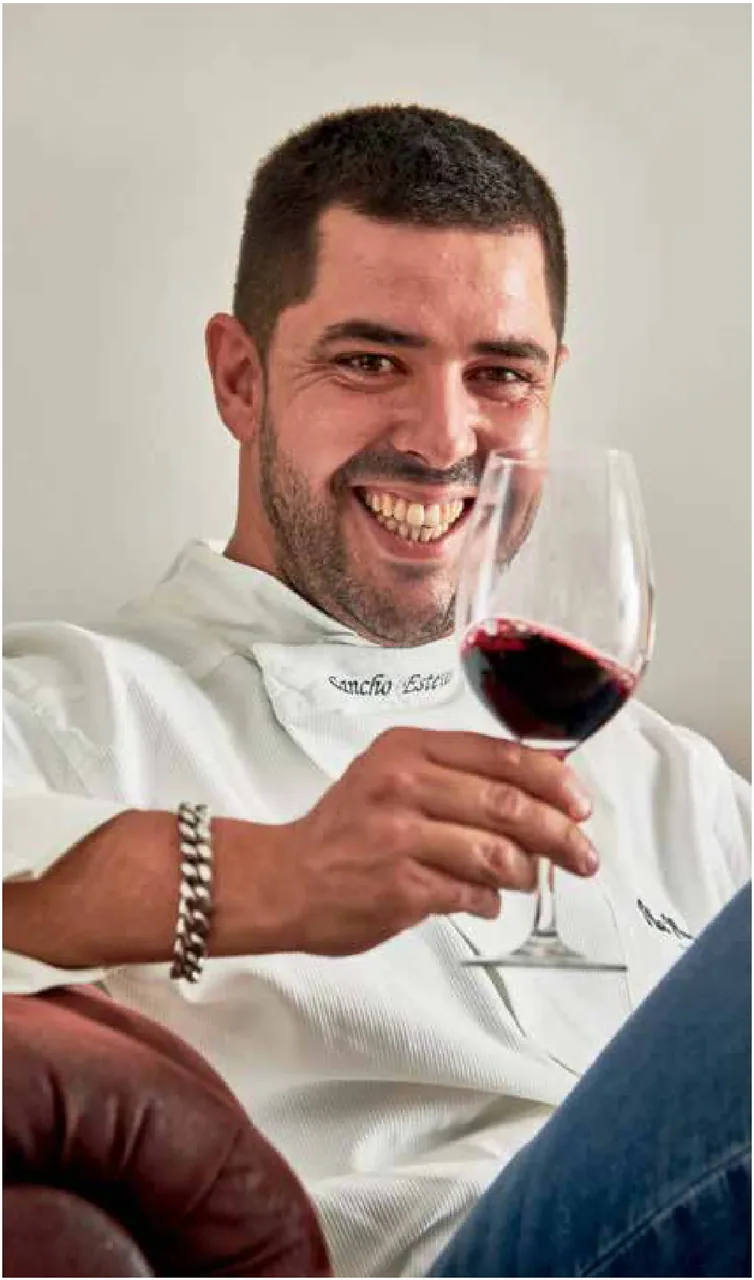 Wellington de cabrito com texturas de pera Rocha e legumes baby — Sancho Esteves