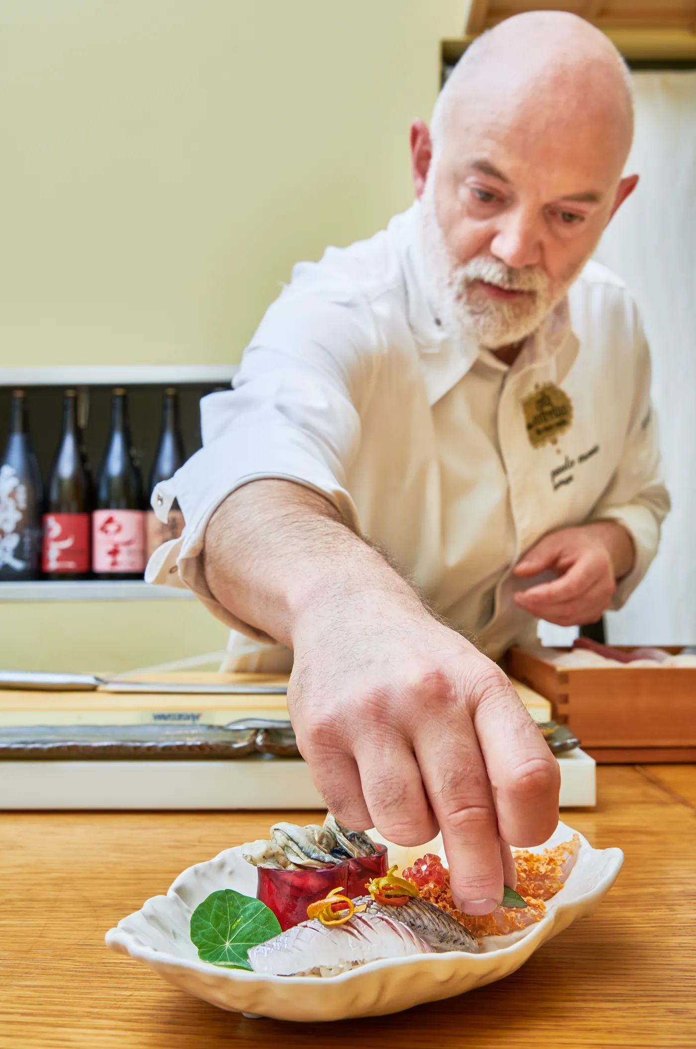 Paulo Morais — Niguiri de robalo e sardinha, gunkan de ostra e Vinho Medieval de Ourém