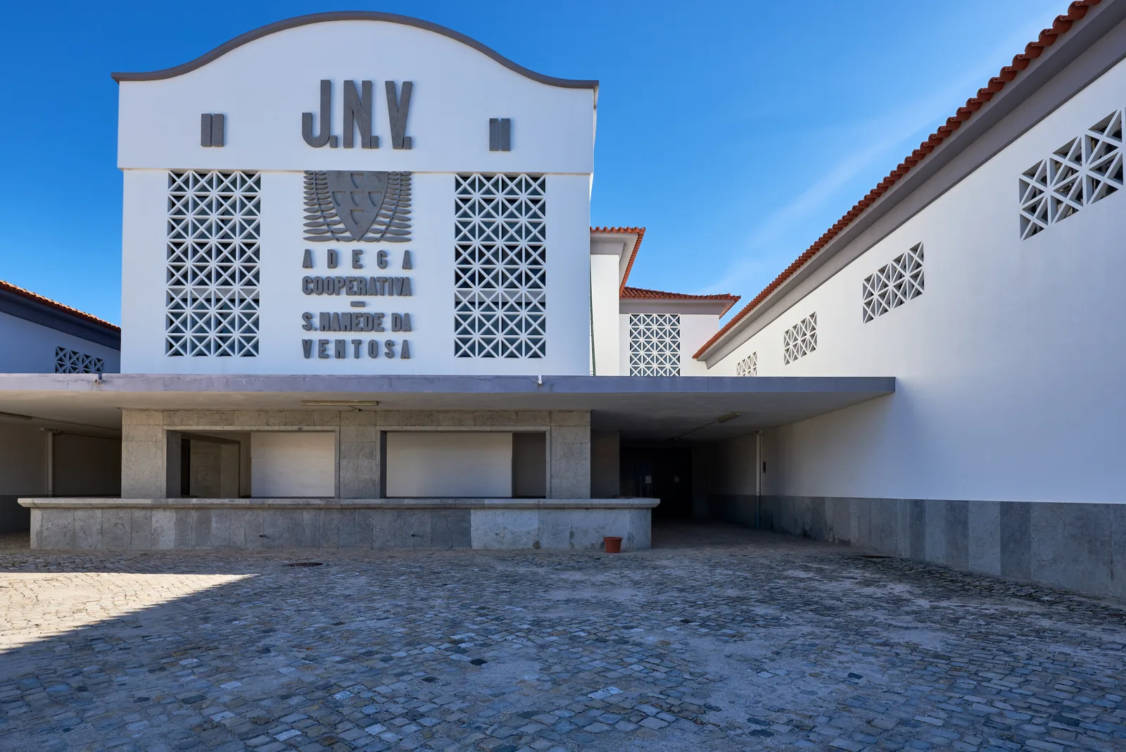 Adega Cooperativa de São Mamede da Ventosa — fotografia 6