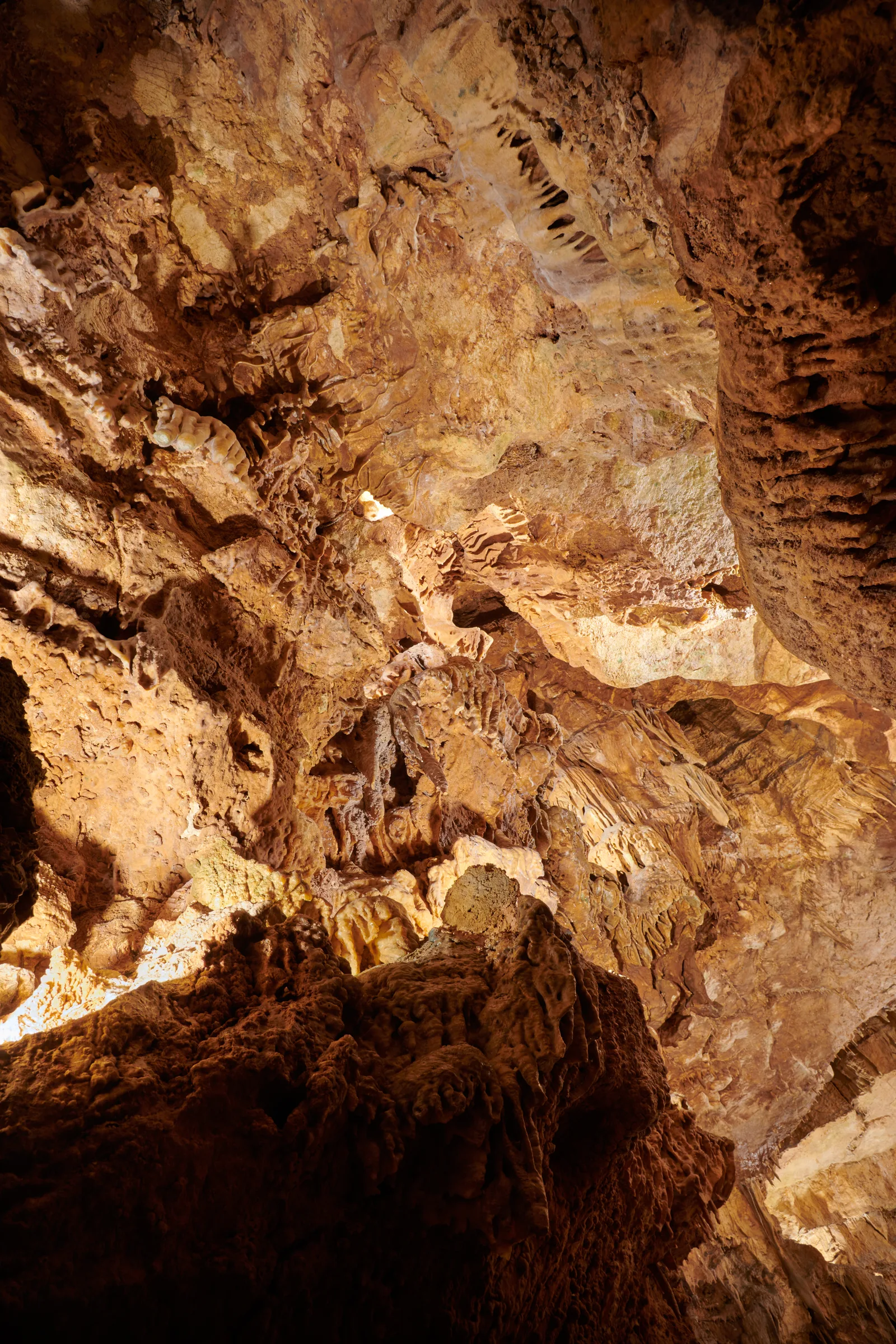 Gruta de Alvados — Porto de Mós