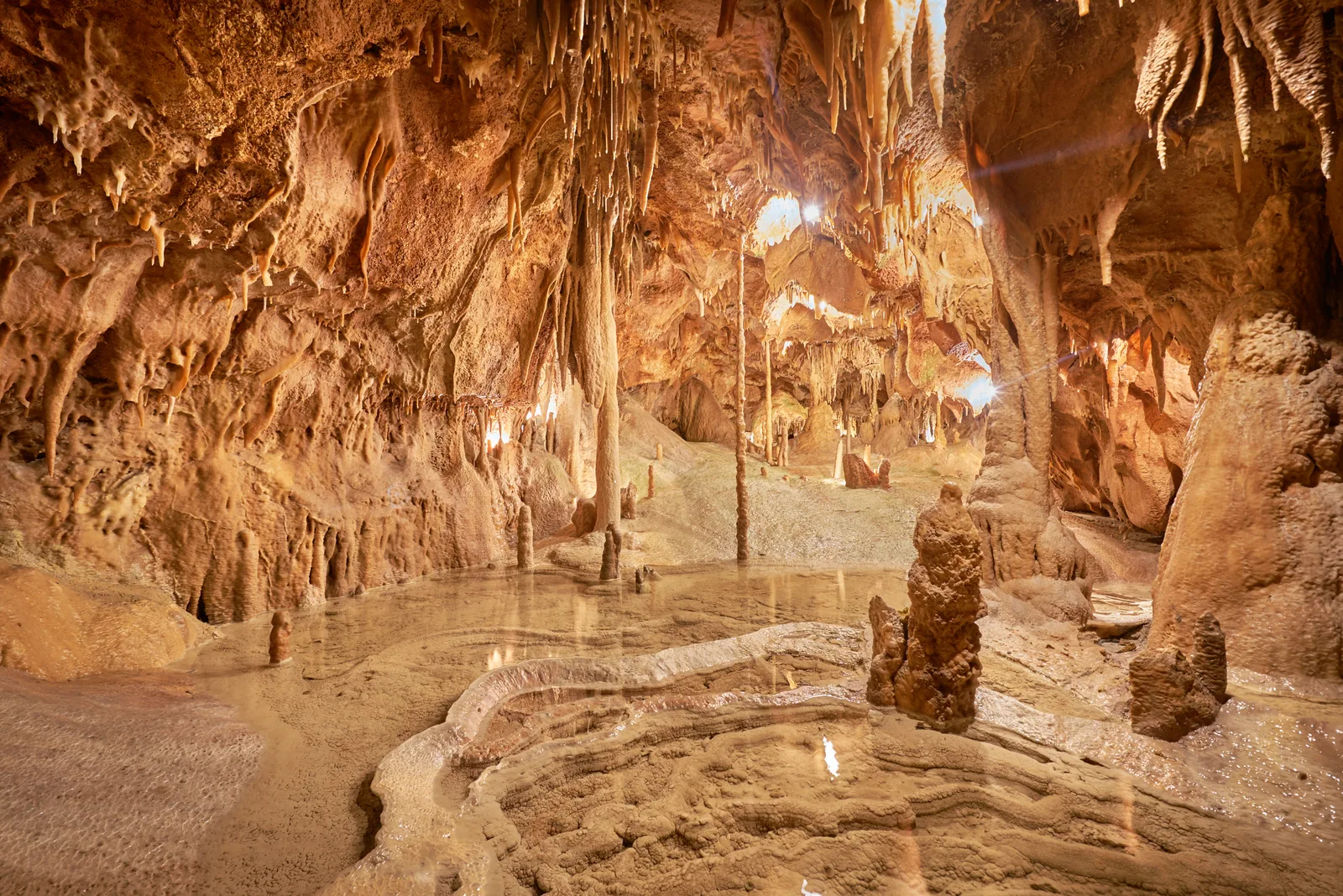 Gruta de Alvados — Porto de Mós